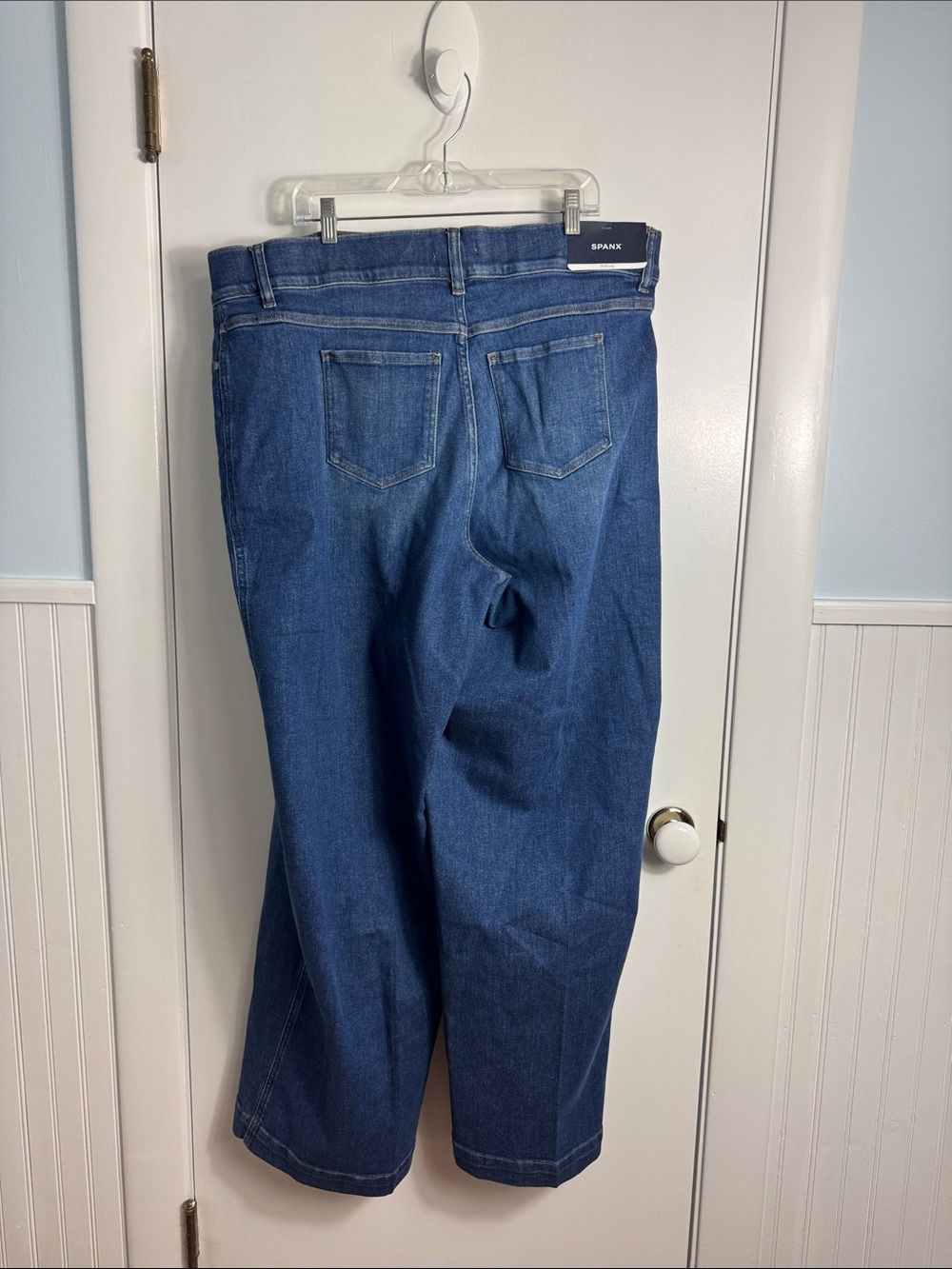 NWT SPANX Wide Leg Jeans Authentic Blue Size 3X Tall - Picture 4 of 14